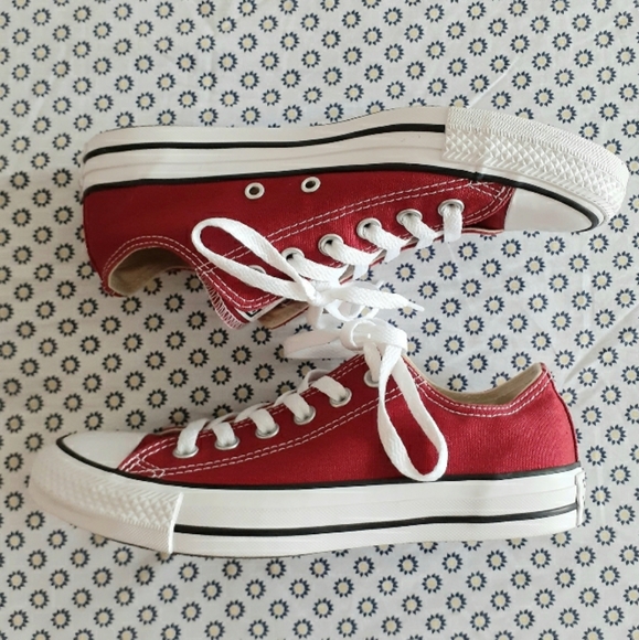 converse brick red